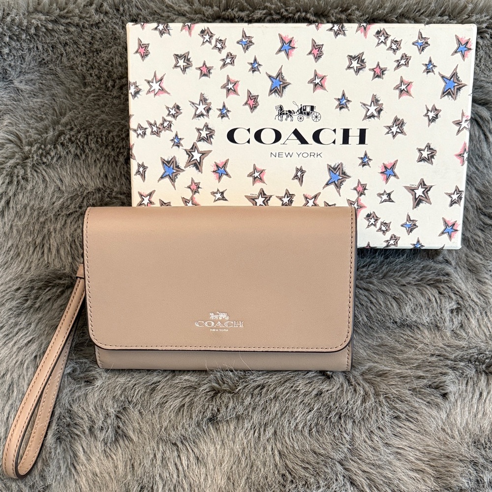 Coach Boxed Phone Leather Wristlet Clutch